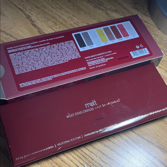 Melt x Bailey Sarian eyeshadow palette - Picture 6 of 6
